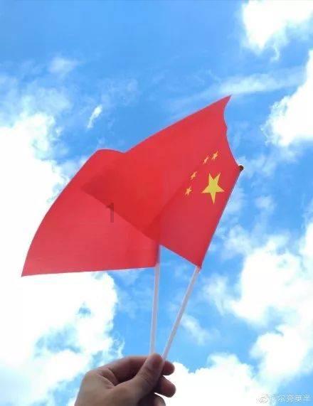 吉鹿力问答社区-解决问题就问22款汉兰达顶配至尊有行李架吗